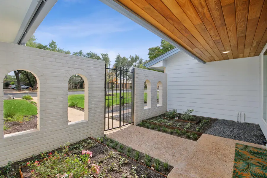 8704 Balcones Club Dr, Austin, TX 78750 - Image #2