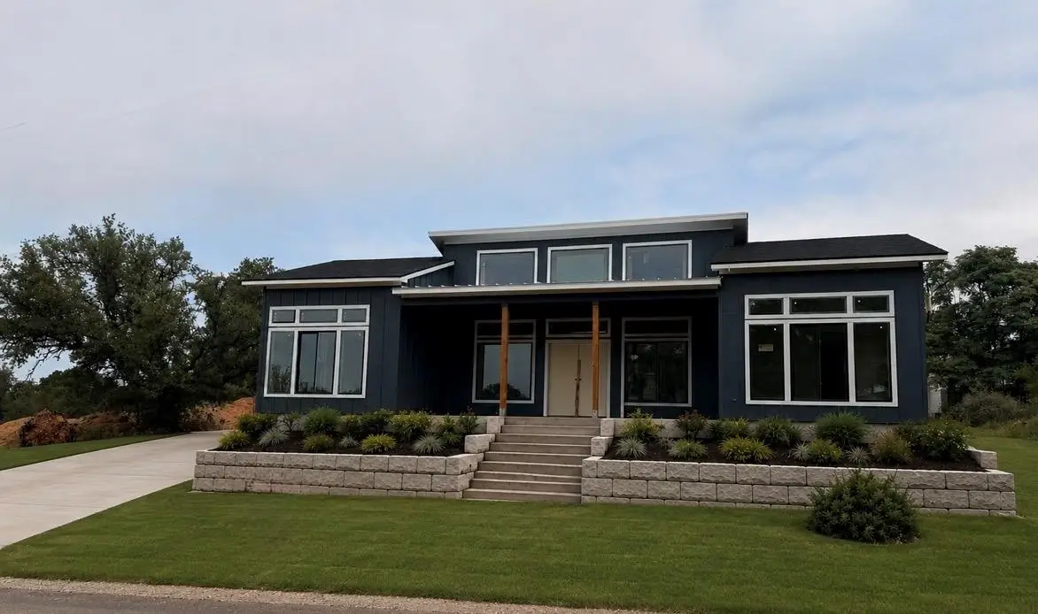 214 W Bluebriar Dr, Granite Shoals, TX 78654 - #1