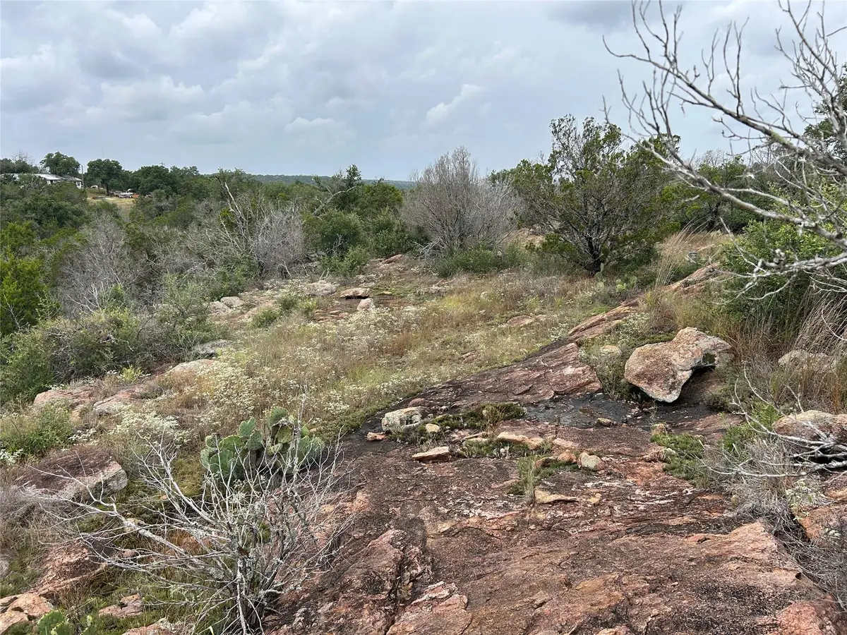 125 Live Oak Rd, Burnet, TX 78611 - #1