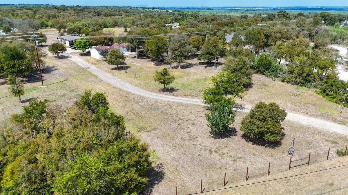 8106 Wolf Ln, Del Valle, TX 78617 - Image #1