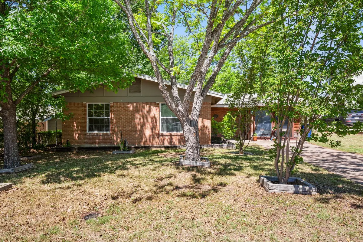 4606 S 2nd St, Austin, TX 78745 - Image #1