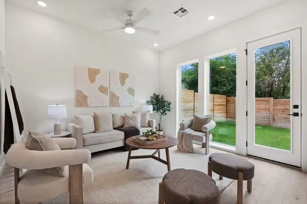 401 N Bluff Dr #10102, Austin, TX 78745