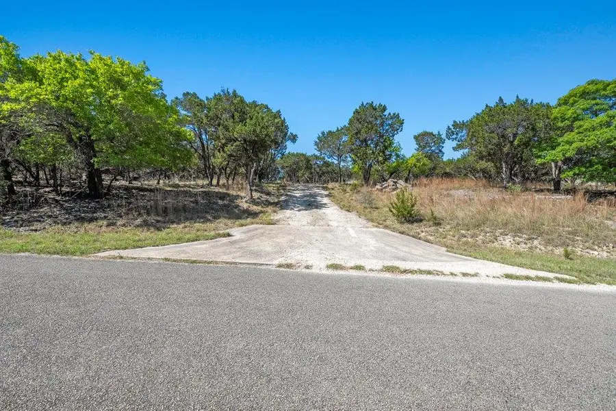 716 Ridge Oak Dr, Wimberley, TX 78676 - Image #2