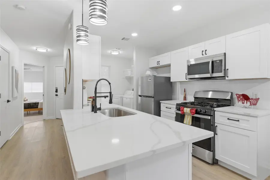 1708 E 17th St, Austin, TX 78702 - #3