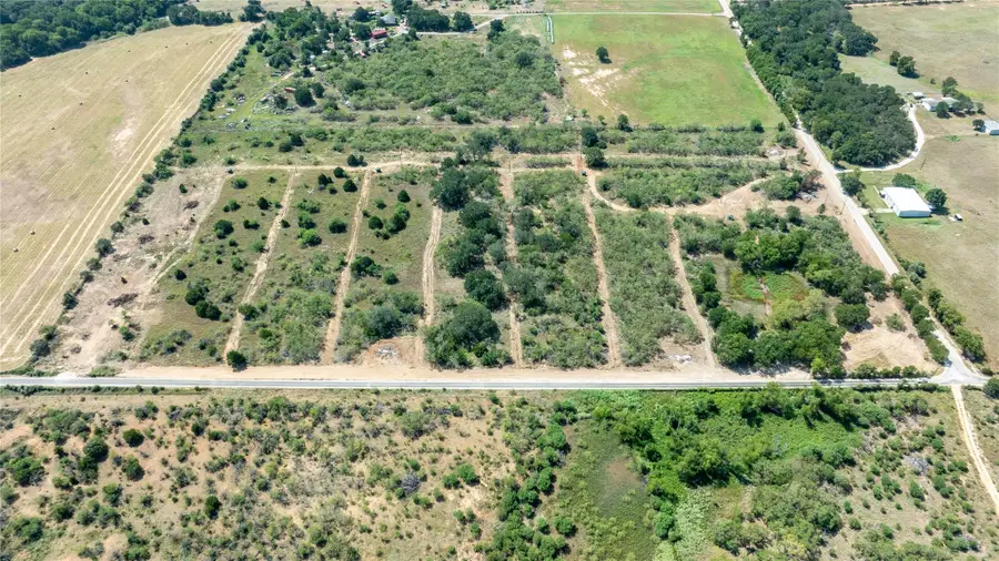 122 Tumbleweed Trl, Dale, TX 78616 - #2