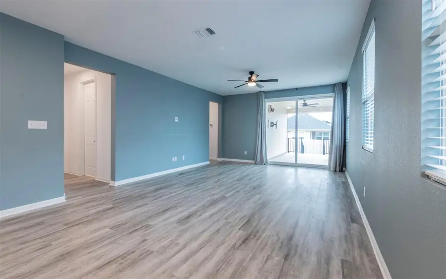 228 Citation Dr, Jarrell, TX 76537 - #3