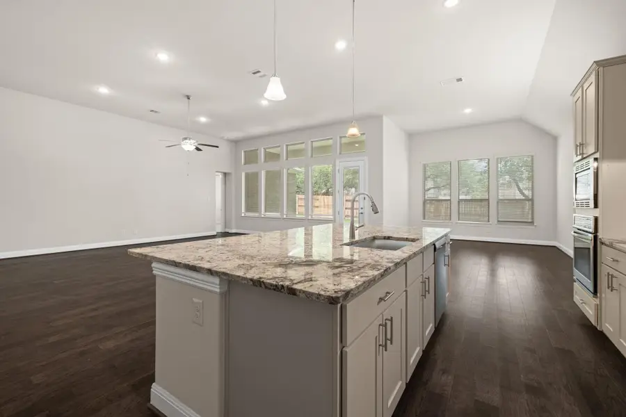 117 Barton Run Dr, Georgetown, TX 78628 - #2