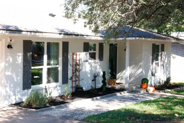 11912 Oakbrook Dr, Austin, TX 78753