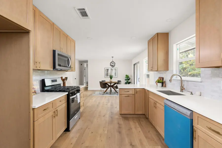 3506 Colmenero Cir, Austin, TX 78741 - #3