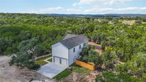 27 Pueblo Trl, Wimberley, TX 78676