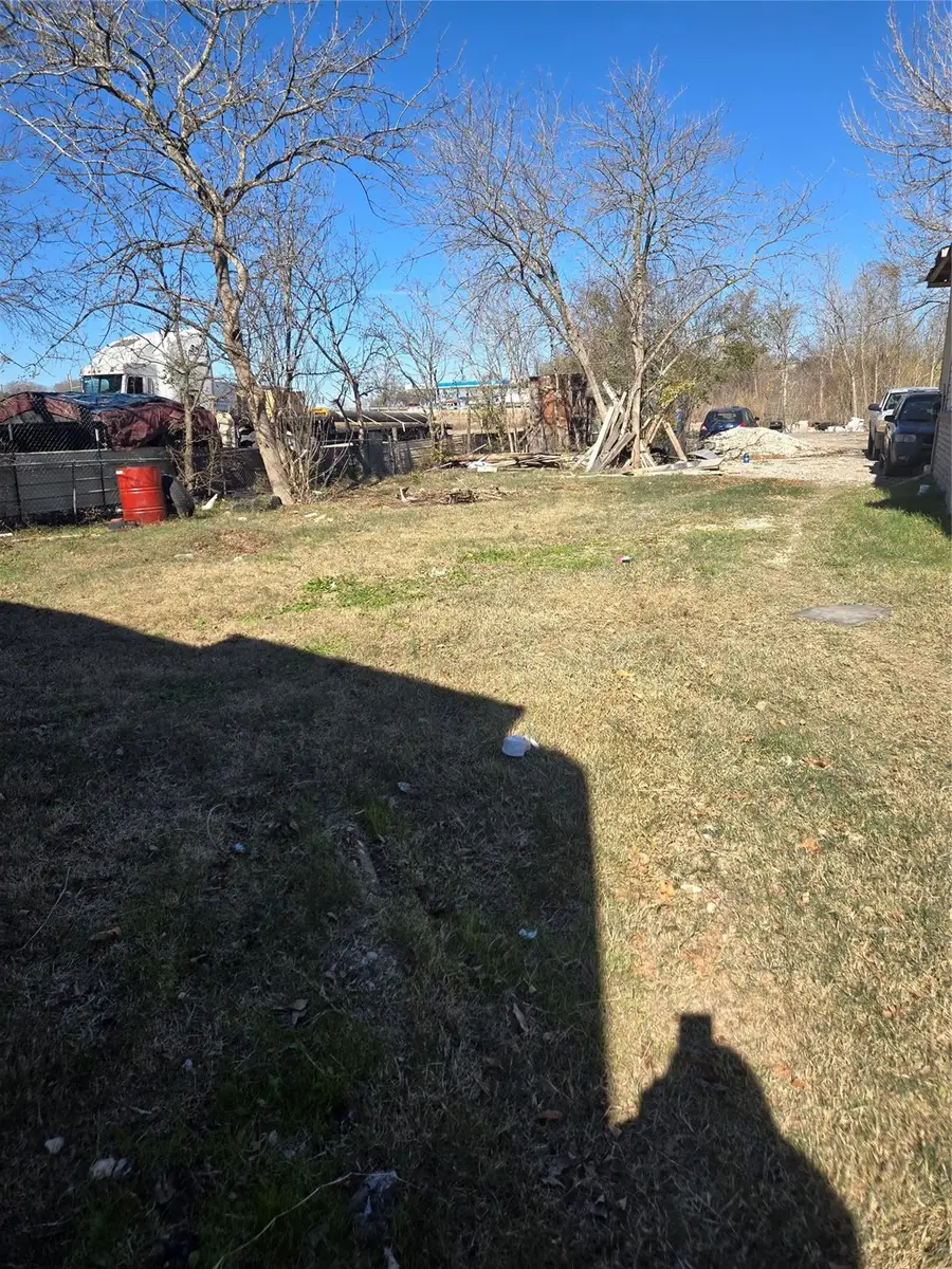 5010 Miller Ln, Buda, TX 78610 - Image #2