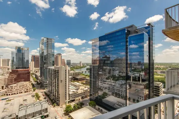 360 Nueces St #2305, Austin, TX 78701