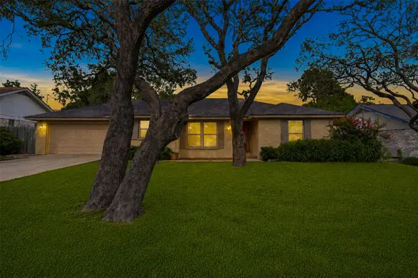 13523 Briar Hollow Dr, Austin, TX 78729