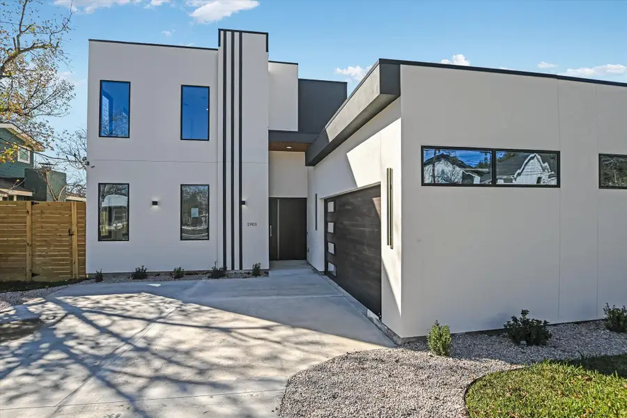 1901 W Saint Johns Ave, Austin, TX 78757 - Image #2