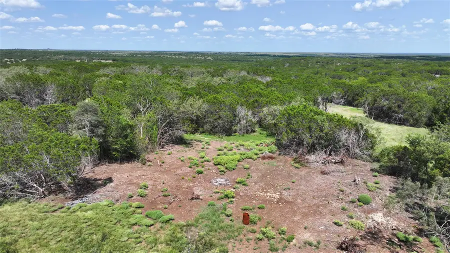 397 Donnie Dr, Lampasas, TX 76550 - Image #3