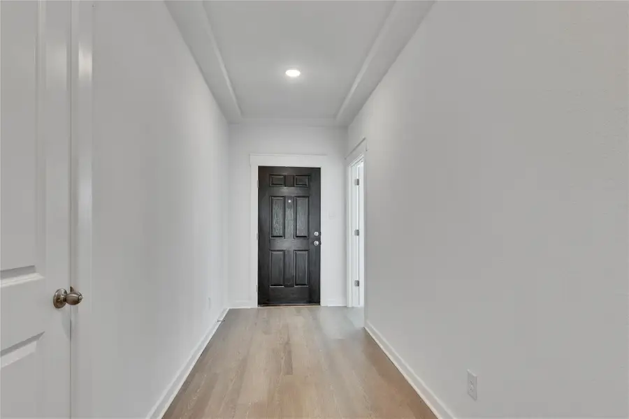 245 Seattle Slew Dr, Jarrell, TX 76537 - Image #2