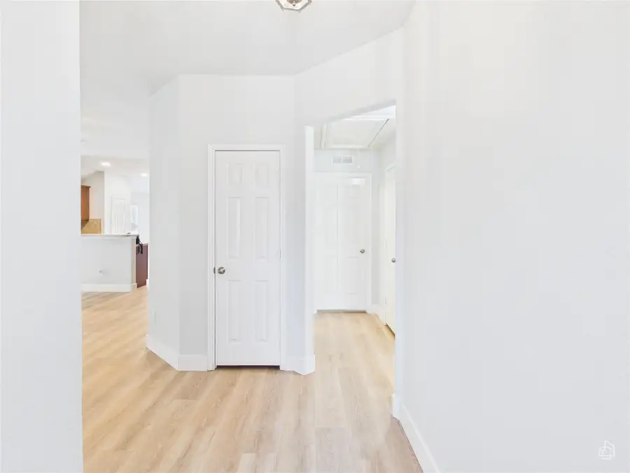 546 Travertine Trl, Buda, TX 78610 - #2