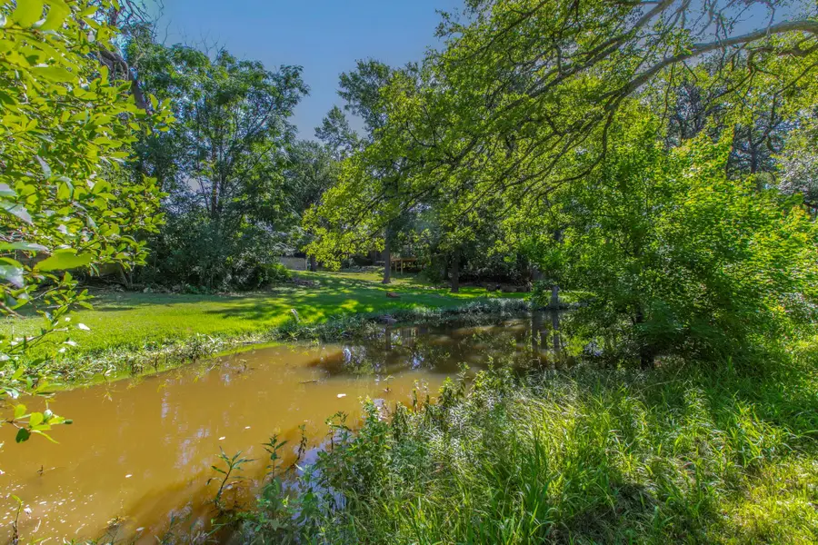 1905 Great Oaks Dr, Round Rock, TX 78681 - Image #3