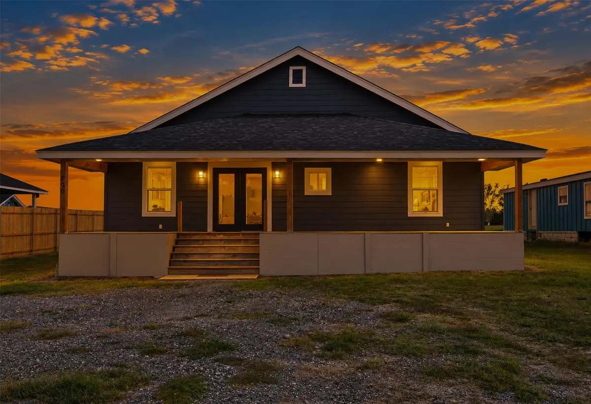 820 Los Milagros Dr, Dale, TX 78616 - #1