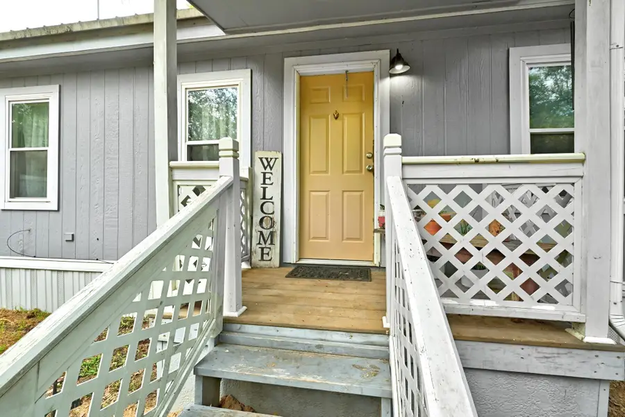 124 Coyote Ln, Elgin, TX 78621 - #3