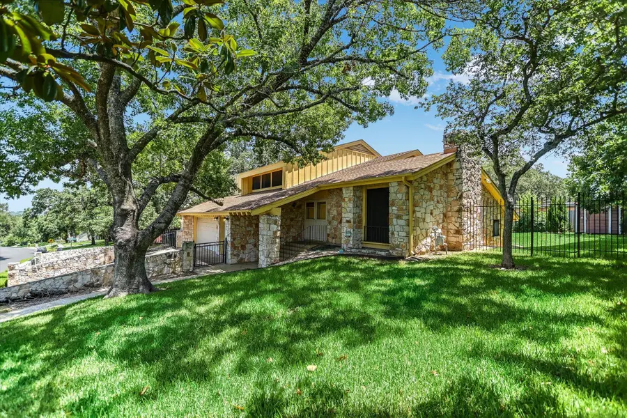 7644 Parkview Cir, Austin, TX 78731 - #2