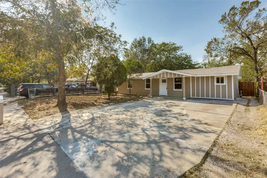 1118 Spur St, Austin, TX 78721 - #2