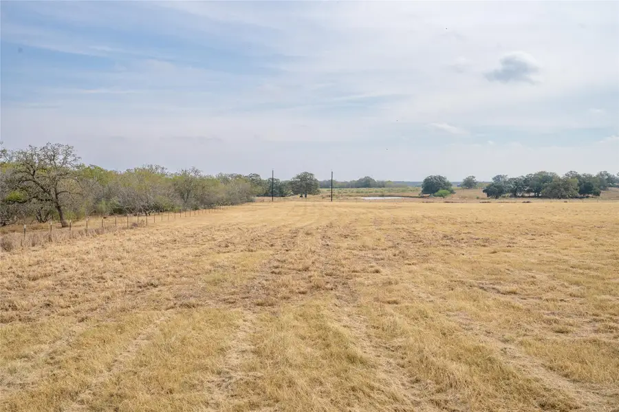 956 Johnson Farms Rd, Harwood, TX 78632 - Image #2