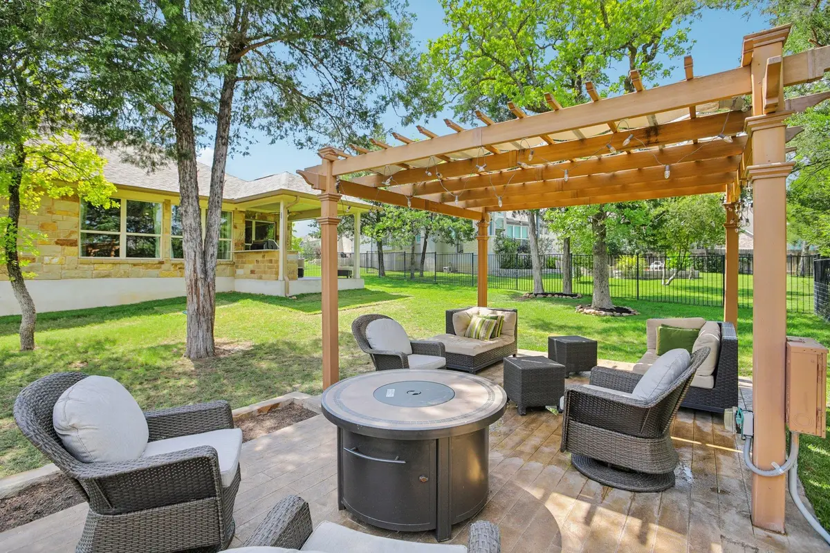 139 Kellogg Ln, Bastrop, TX 78602 - Image #1