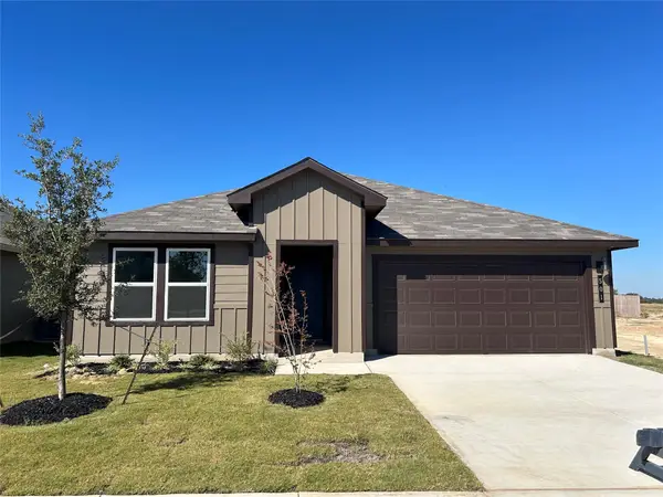 501 Perry Pl, Rockdale, TX 76567