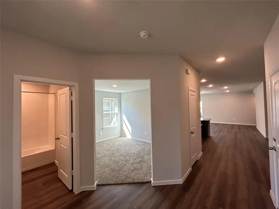 501 Perry Pl, Rockdale, TX 76567 - Image #2