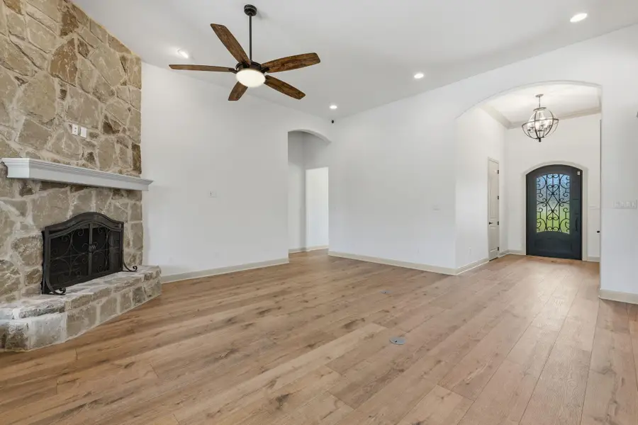110 Long Bow Cv, Bastrop, TX 78602 - #2