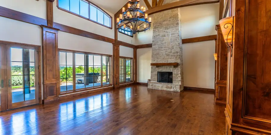 439 W Boot Ranch Rdg, Fredericksburg, TX 78624 - Image #3