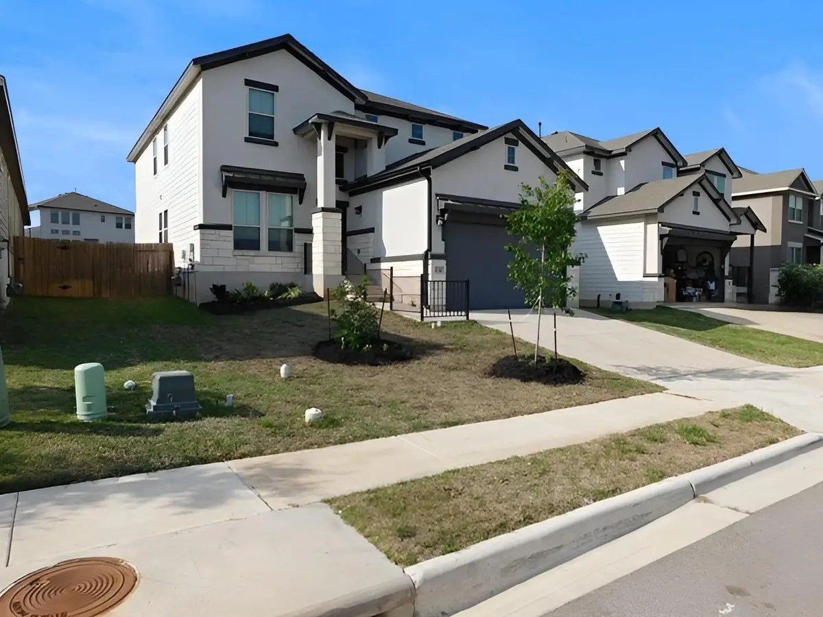 132 Caterpillar Ln, Georgetown, TX 78628 - #1