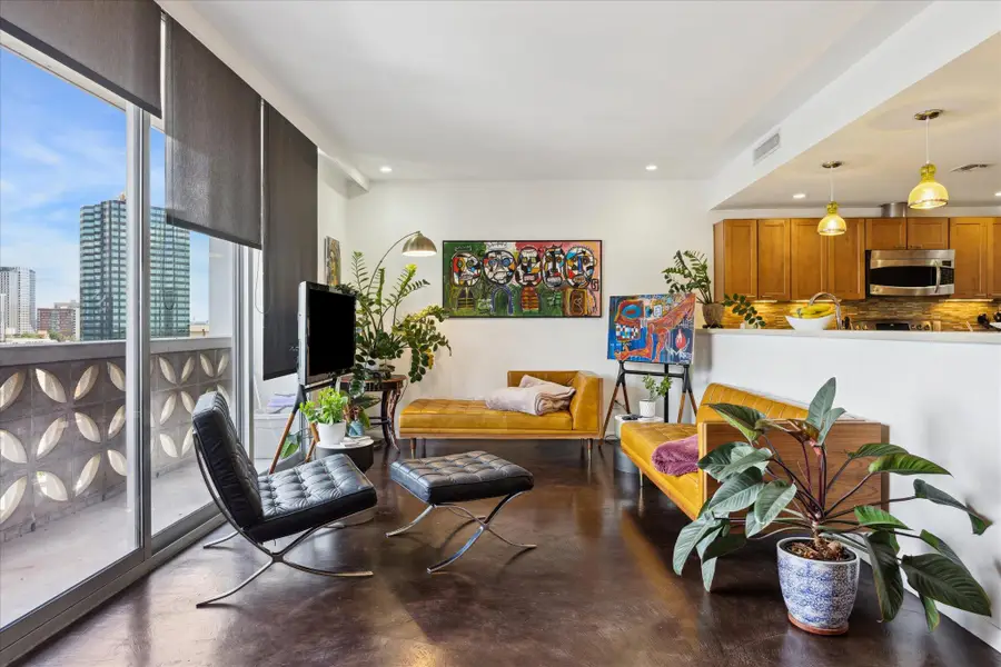 1801 Lavaca St #11A, Austin, TX 78701 - Image #2