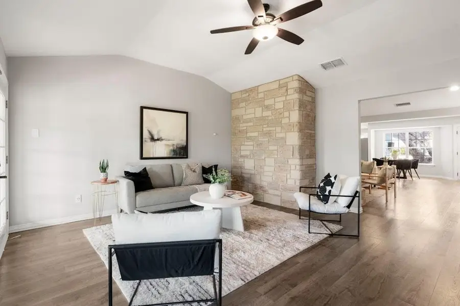 4704 Roundup Trl, Austin, TX 78745 - #3