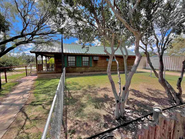 175 Elmer Rd, Llano, TX 78643