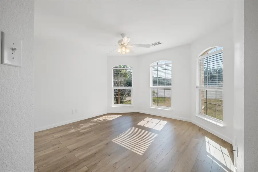 1142 Ascot St, Georgetown, TX 78626 - Image #2