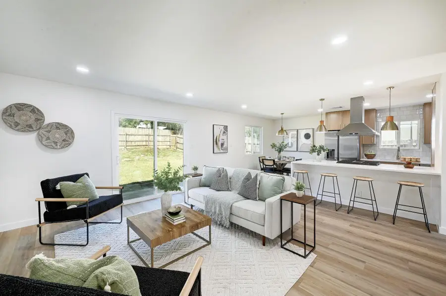 1306 Green Downs Dr, Round Rock, TX 78664 - Image #2