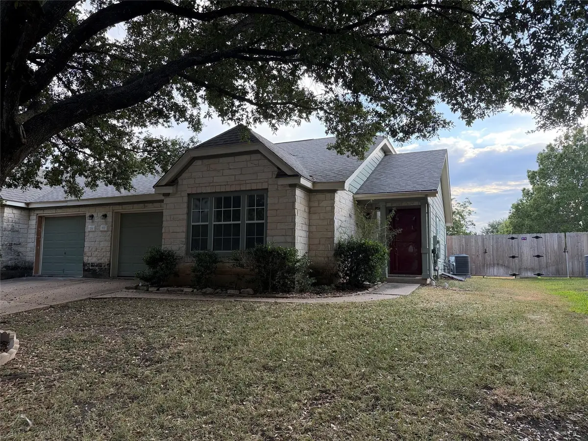 172 Prairie Springs Loop, Georgetown, TX 78626 - #1