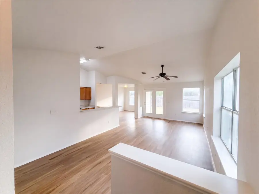 172 Prairie Springs Loop, Georgetown, TX 78626 - #3