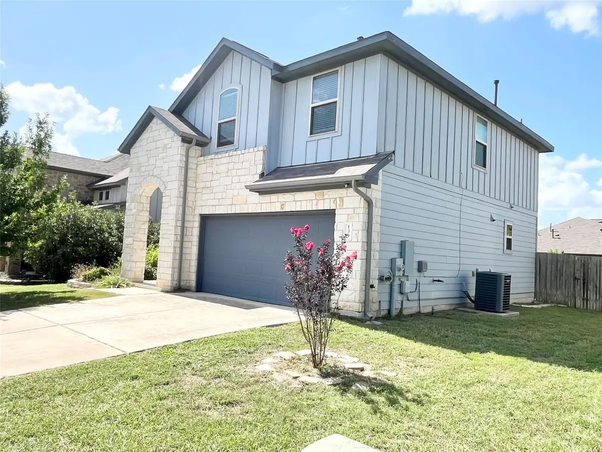 139 Diamondback Cv, Buda, TX 78610 - Image #1