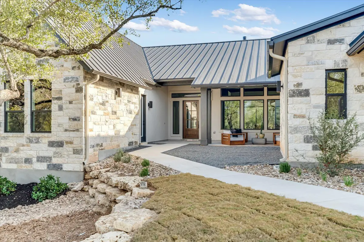 202 Brown Saddle Cv, Driftwood, TX 78619 - #1