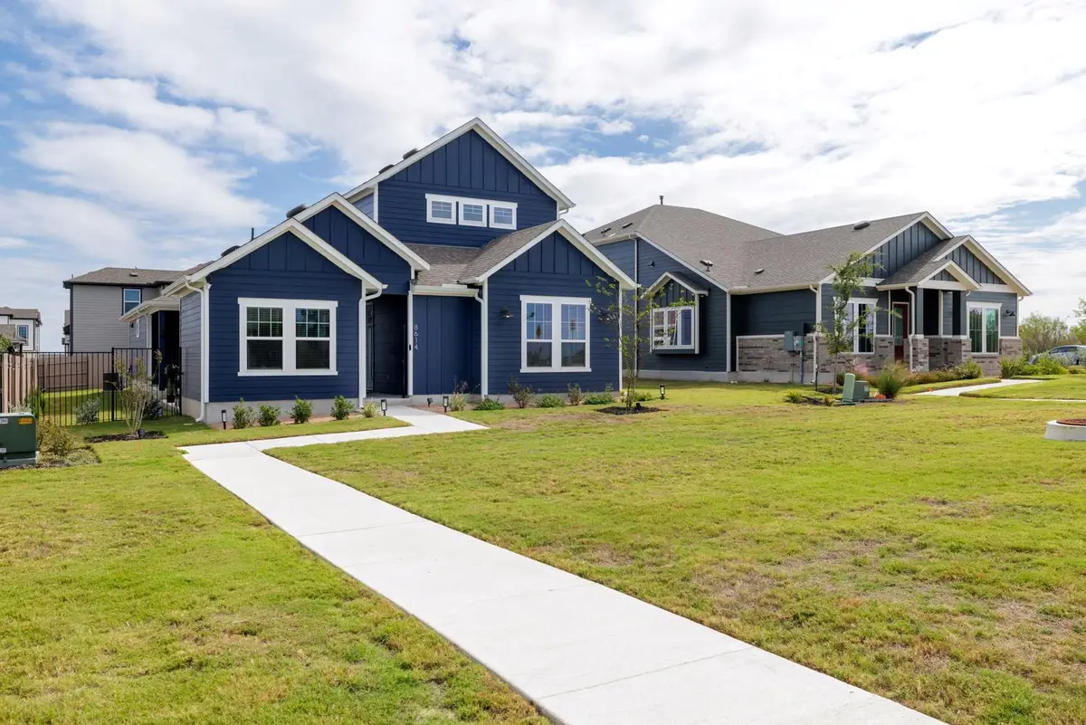 8614 Dongan Dr, Austin, TX 78744 - #1