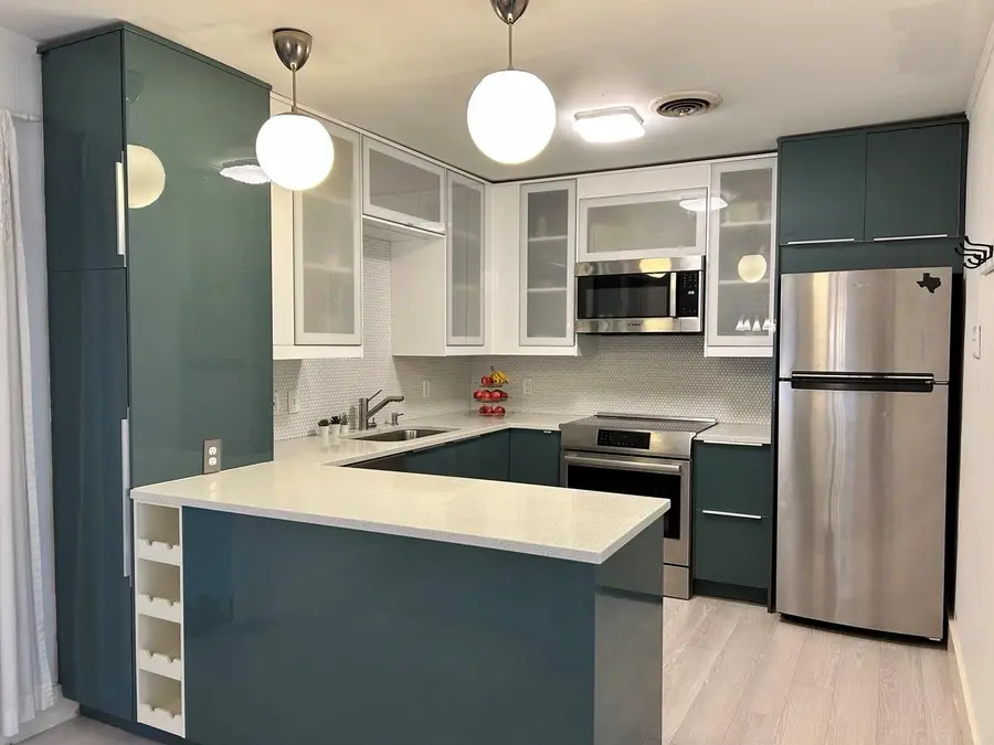 3206 Goodwin Ave, Austin, TX 78702 - Image #2