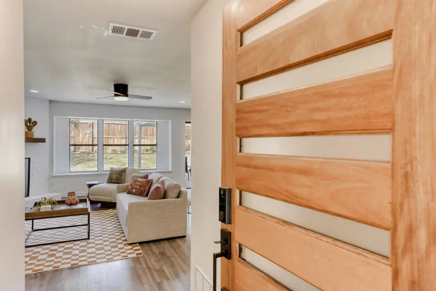 6108 Bridlington Cir, Austin, TX 78745 - #2