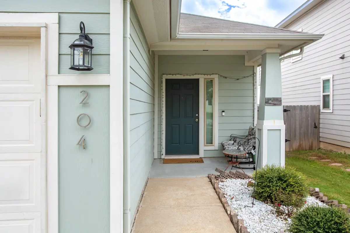 204 Twisted Oaks Ln, Buda, TX 78610 - #1