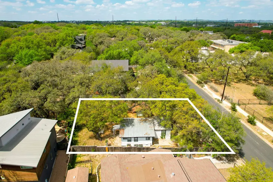 703 Herndon Ln, Austin, TX 78704 - #3
