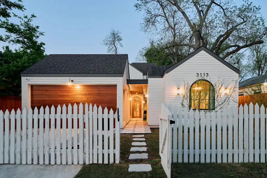 3113 Prado St, Austin, TX 78702 - #2