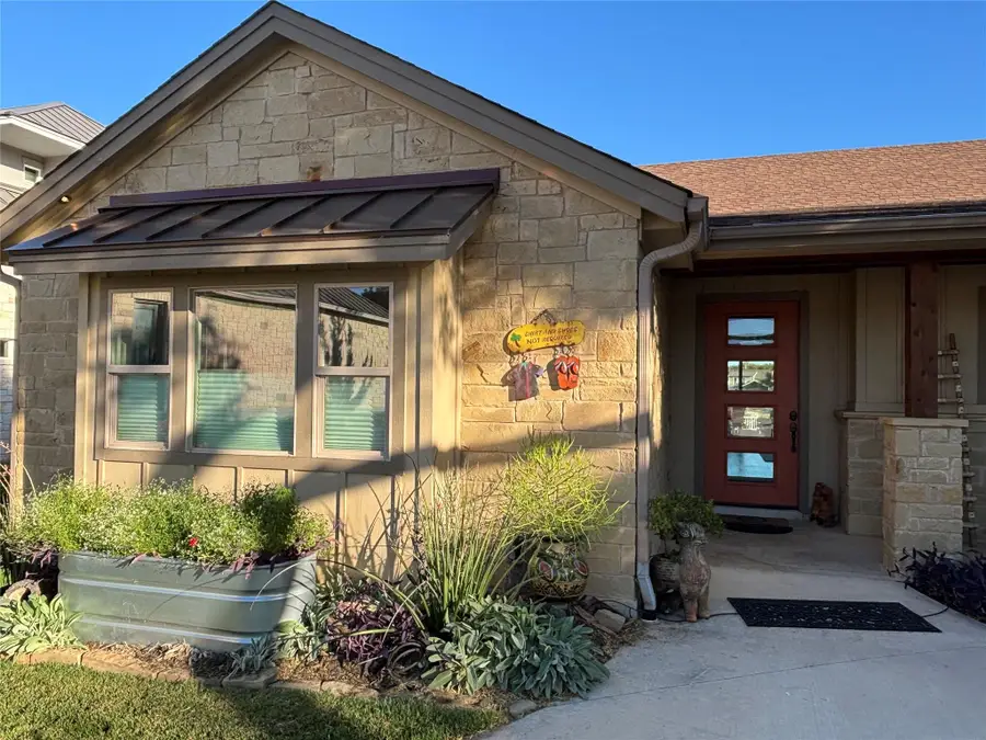 131 Primera Ct, Kingsland, TX 78611 - #3