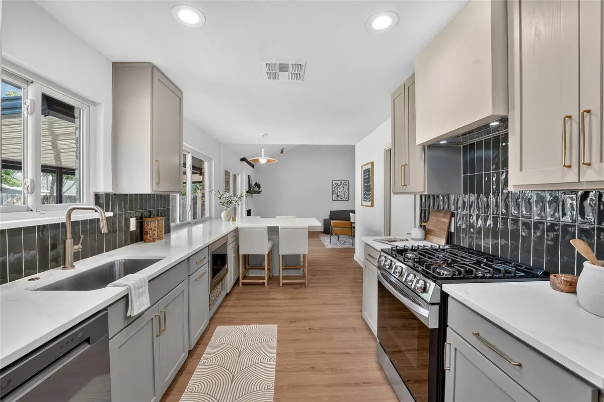 13005 Powderhorn St, Austin, TX 78727 - #1